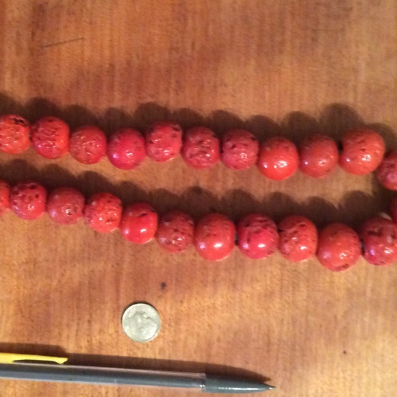 Jewelry - Gorgeous red coral necklace